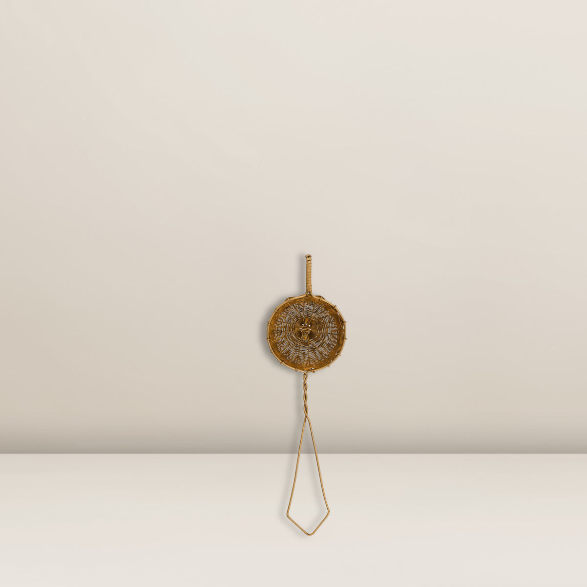 Tea strainer-NVPresentation - Gold