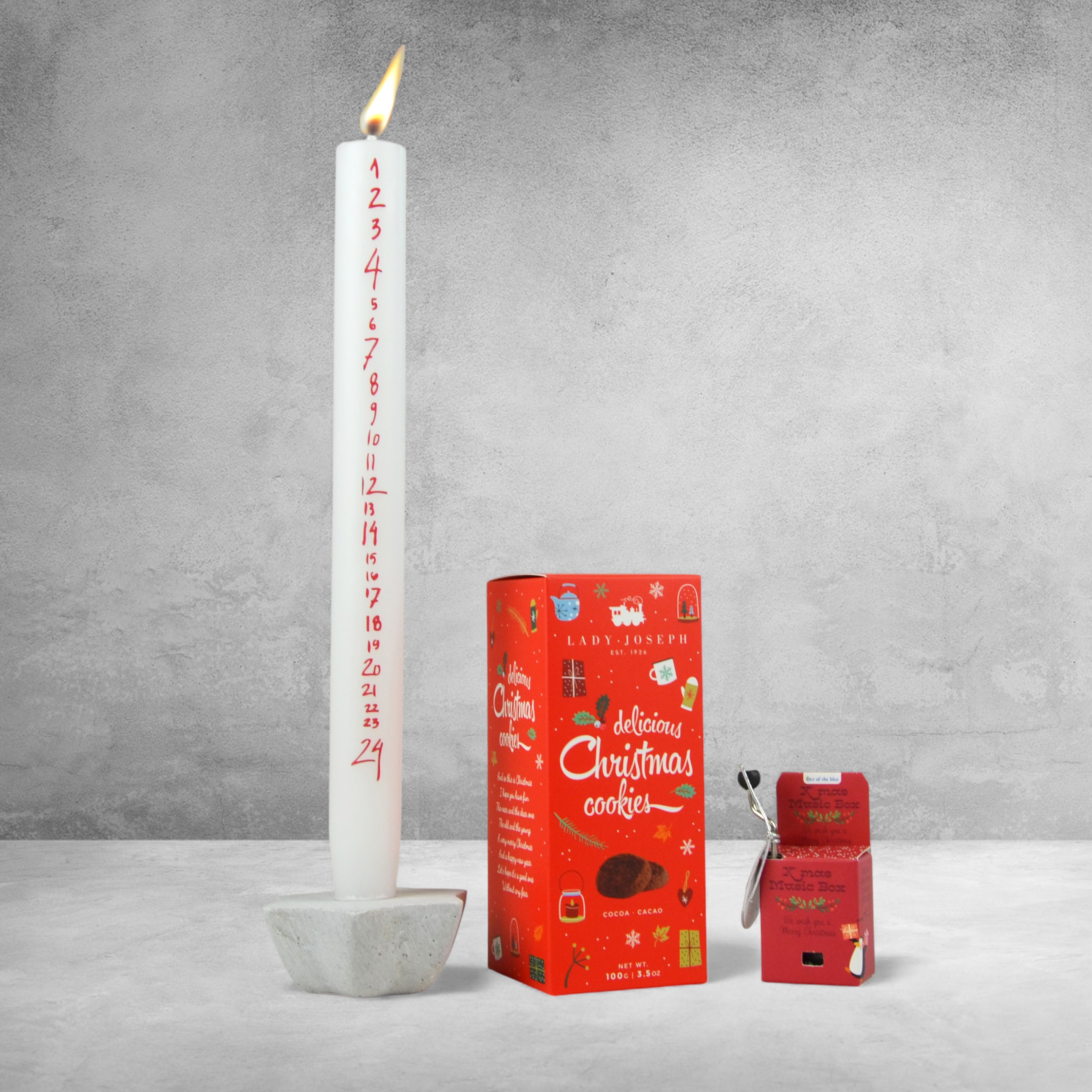 Ein Lichtlein brennt