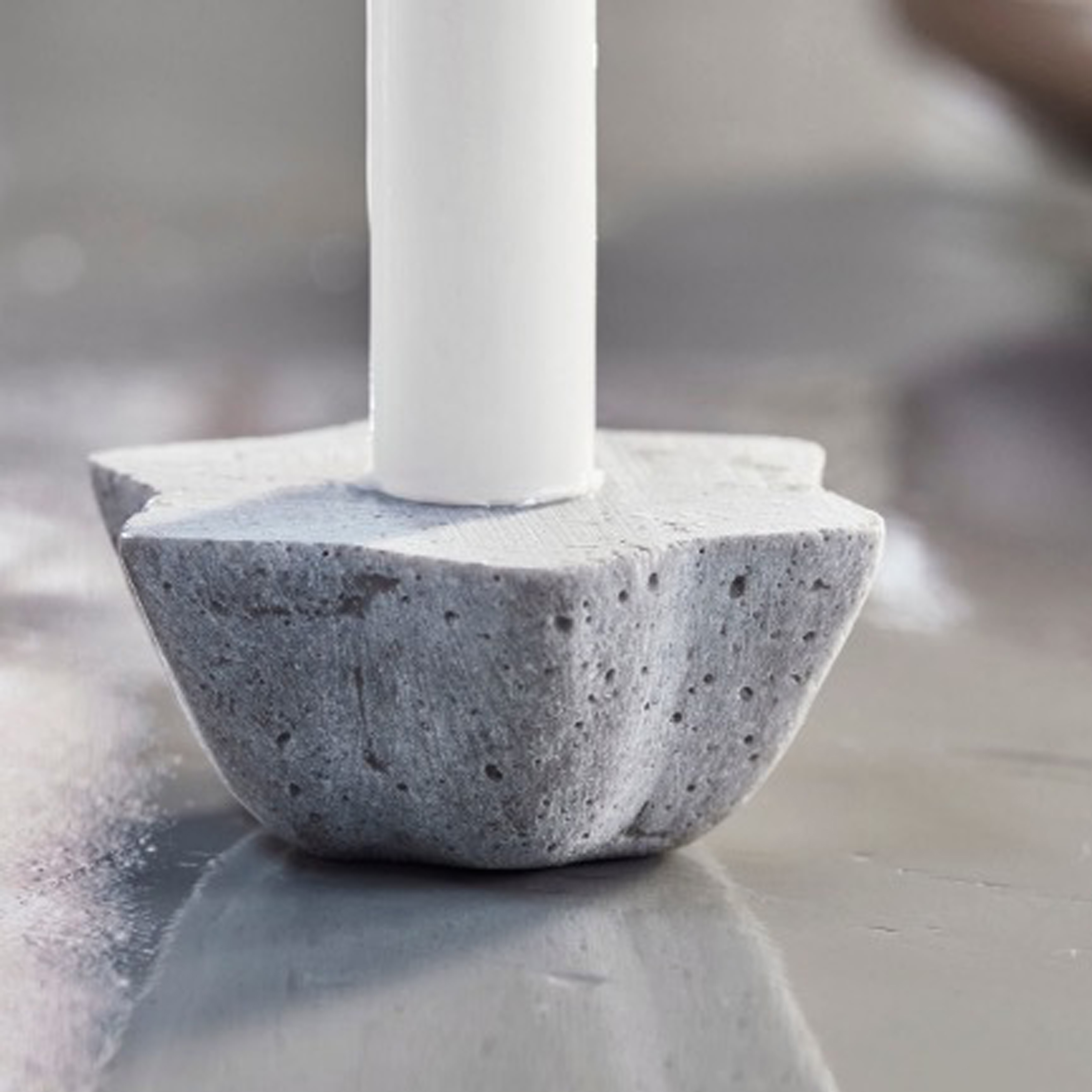 Ein Lichtlein brennt